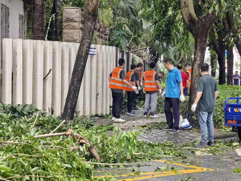 6389985815965058485461693